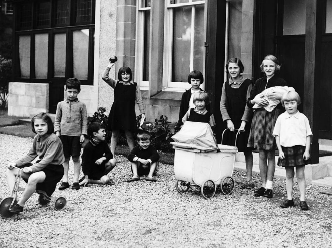 Children Group pram